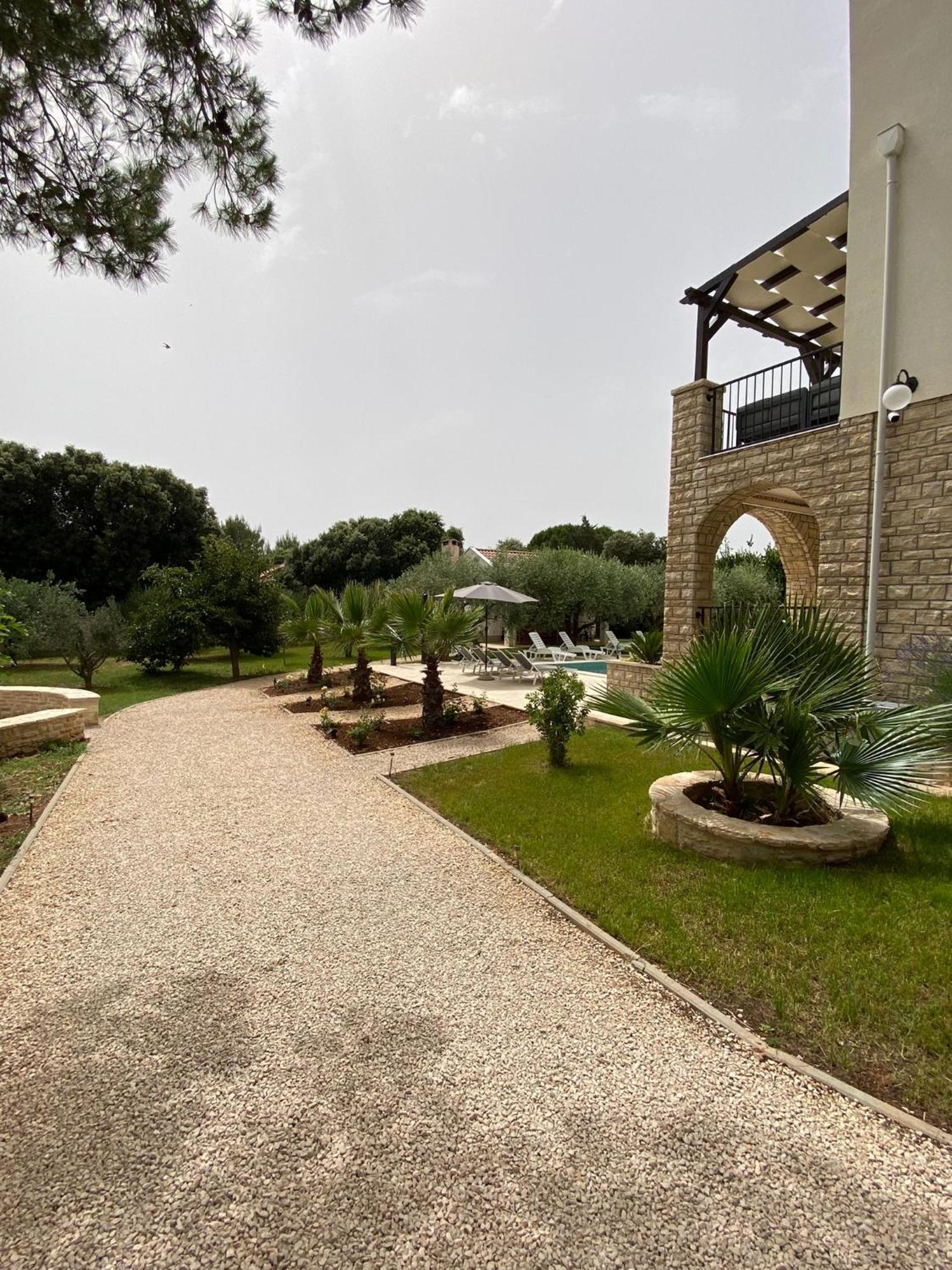 Villa Jalan Vrsi Exteriér fotografie